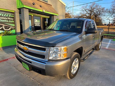 Used 2009 Chevrolet Silverado 1500 LT w/ Power Pack Plus image 3