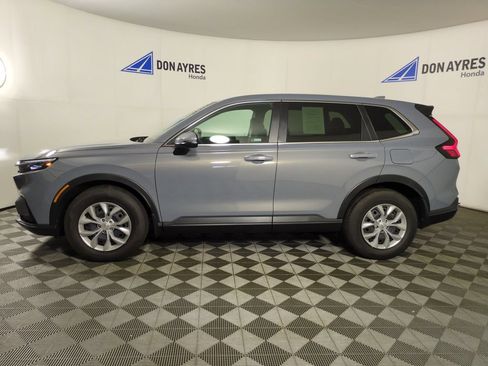 Used 2026 Honda CR-V LX image 2