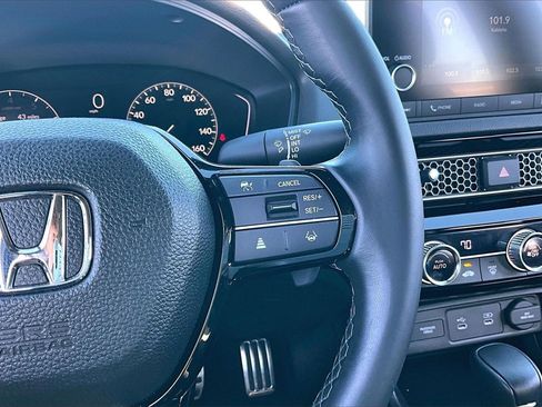 Used 2025 Honda Civic Sport image 20