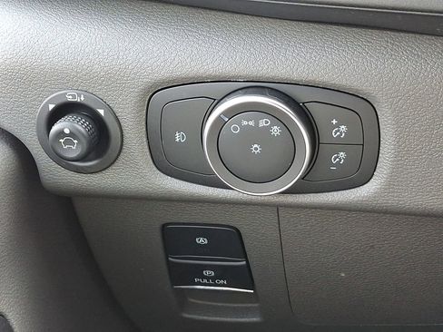 Used 2024 Ford Transit 350 XLT image 23