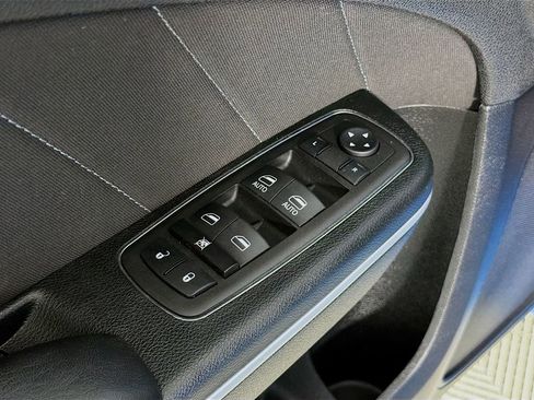 Used 2023 Dodge Charger Scat Pack w/ Navigation & Travel Group image 21