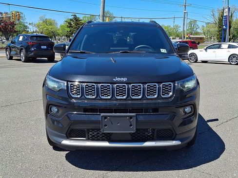 Used 2024 Jeep Compass Limited AWD/4WD image 5