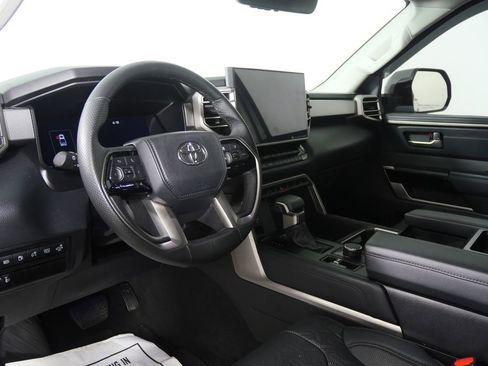 Used 2024 Toyota Tundra Limited image 16