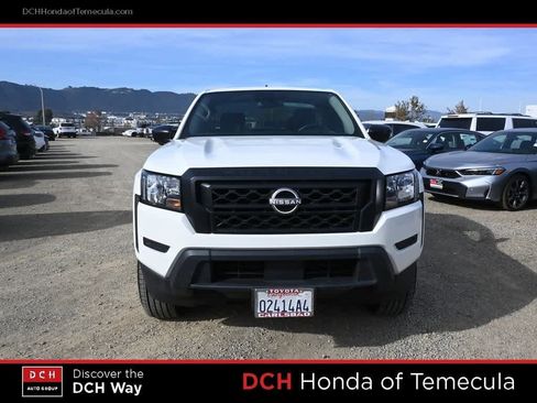 Used 2024 Nissan Frontier S image 2