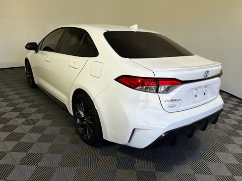 Certified 2024 Toyota Corolla SE FWD image 7