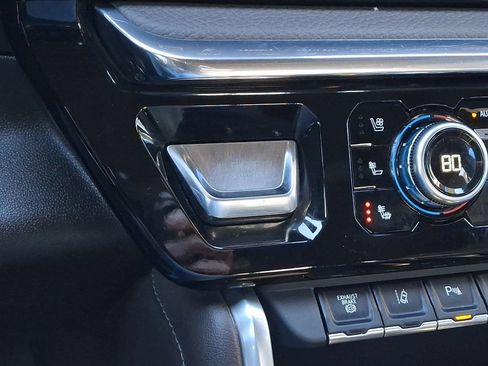 Used 2024 GMC Sierra 2500 Denali w/ Denali Reserve Package AWD/4WD image 24