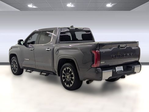 Used 2022 Toyota Tundra Limited image 2