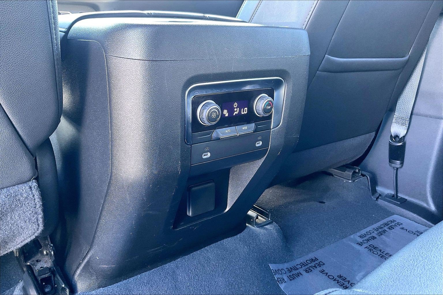 Used 2024 Chevrolet Tahoe LT RWD image 35