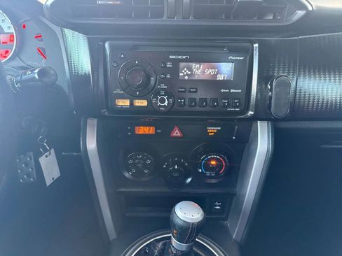 Used 2013 Scion FR-S image 28