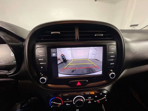 Used 2023 Kia Soul LX w/ LX Technology Package image 14