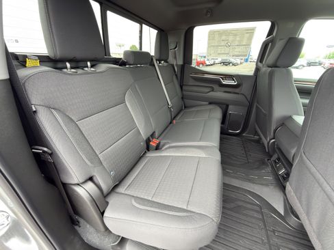 New 2026 GMC Sierra 1500 SLE AWD/4WD image 17