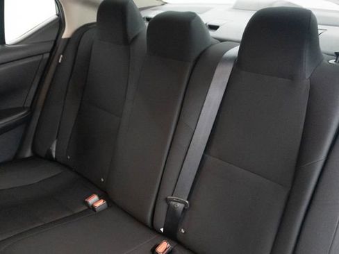Used 2025 Nissan Sentra S FWD image 17