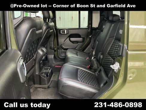 Used 2022 Jeep Gladiator Rubicon w/ Safety Group AWD/4WD image 27