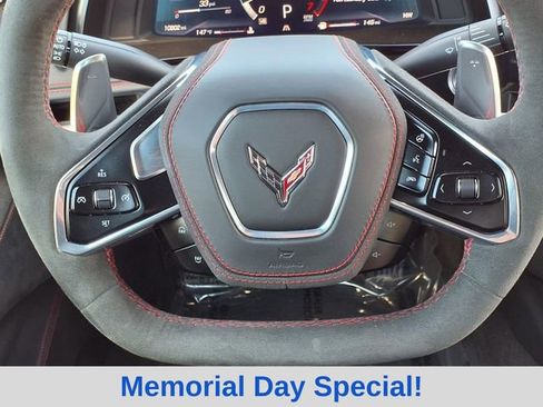 Used 2022 Chevrolet Corvette Stingray Premium Cpe w/ Engine Appearance Package RWD image 16