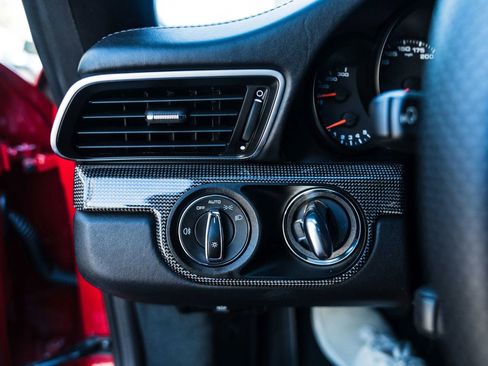 Used 2018 Porsche 911 Carrera image 53