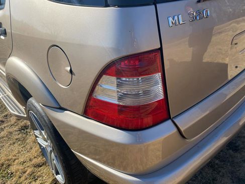 Used 2002 Mercedes-Benz ML 320 4MATIC image 14