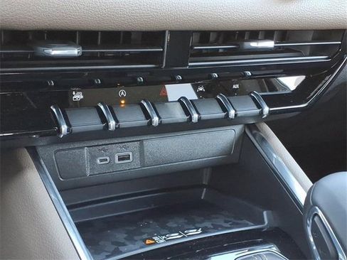 New 2026 GMC Canyon Denali image 10