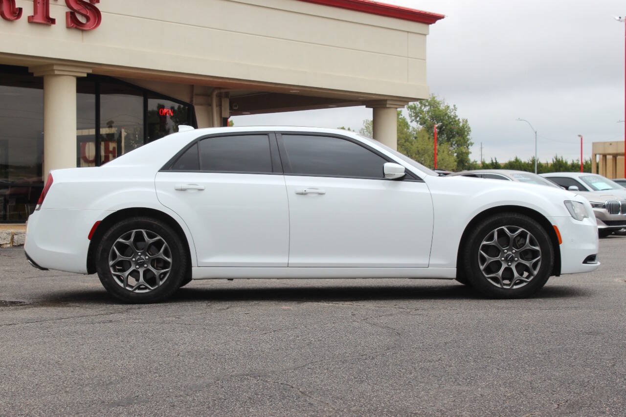 Used 2018 Chrysler 300 S w/ 300S Premium Group AWD/4WD image 3