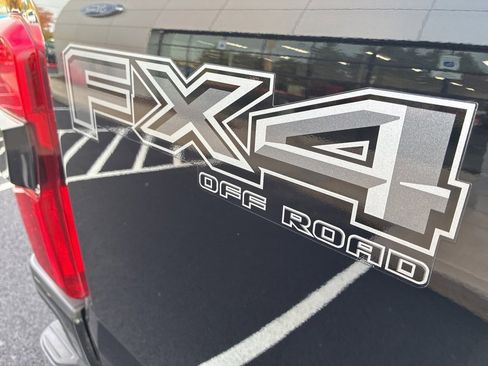 Used 2023 Ford F250 Lariat w/ Lariat Ultimate Package image 36