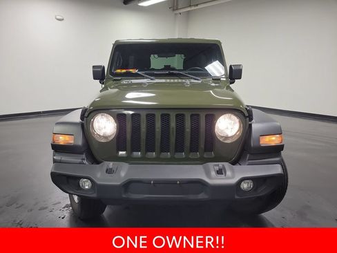 Used 2022 Jeep Wrangler Unlimited Sport AWD/4WD image 3