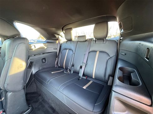 Used 2024 MAZDA CX-90 Plug-In Hybrid w/ Premium Plus image 25