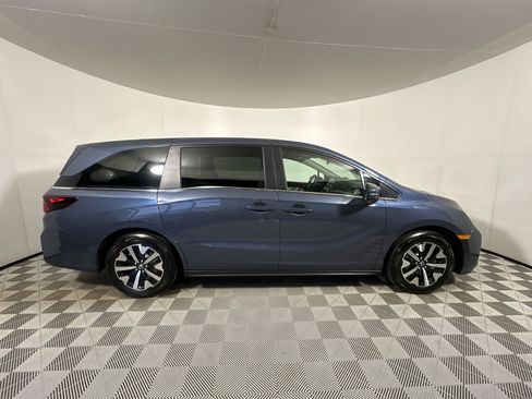 Used 2025 Honda Odyssey EX-L image 8