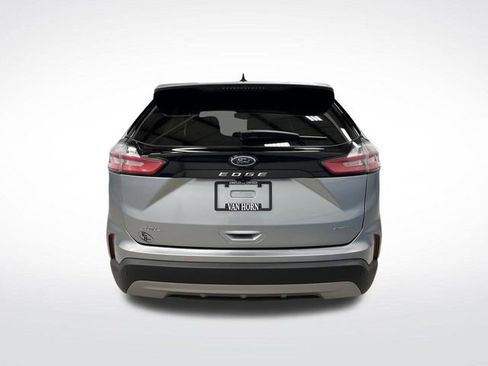 Used 2023 Ford Edge SEL w/ Convenience Package image 14
