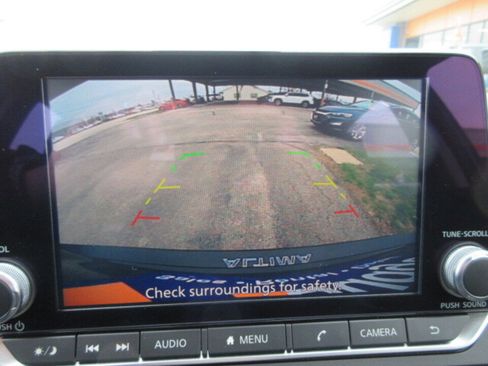 Used 2024 Nissan Altima 2.5 SV image 22