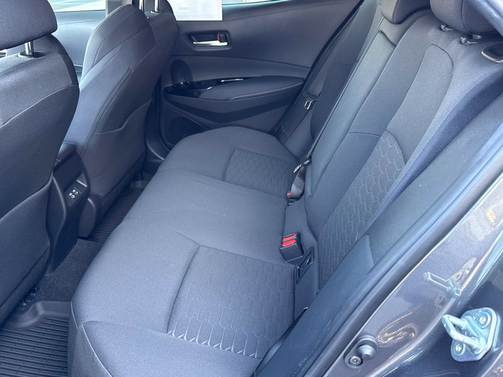 Certified 2025 Toyota Corolla SE w/ SE Package FWD image 30