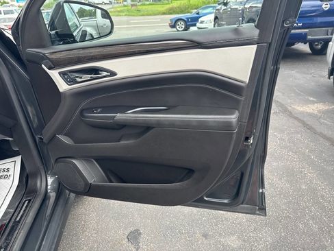 Used 2016 Cadillac SRX Luxury w/ Driver Awareness Package image 32
