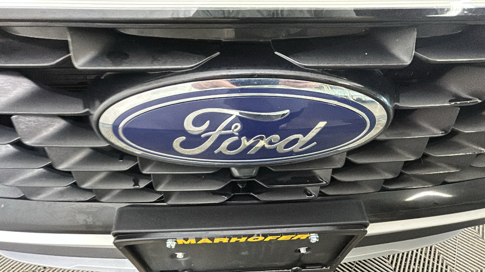 Used 2024 Ford Escape Platinum AWD/4WD image 9