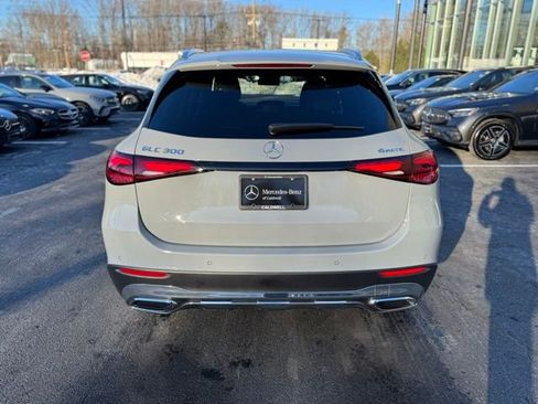 Used 2026 Mercedes-Benz GLC 300 GLC 300 image 4