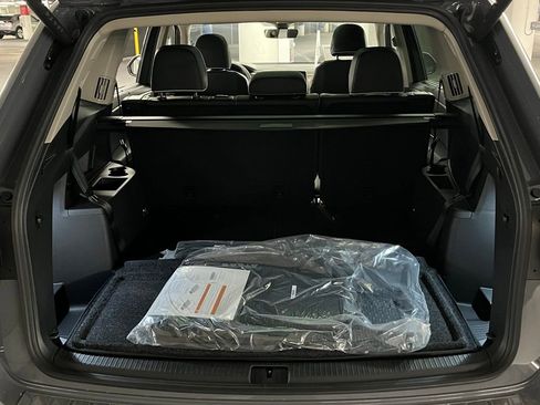 New 2026 Volkswagen Atlas SEL Premium R-Line AWD/4WD image 38