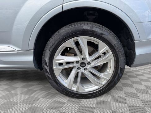 Used 2023 Audi Q7 2.0T Premium Plus w/ Convenience Package AWD/4WD image 11
