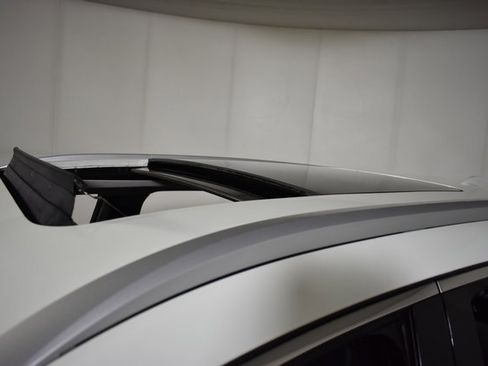 Certified 2023 INFINITI QX60 Luxe w/ Performance Audio Package image 50