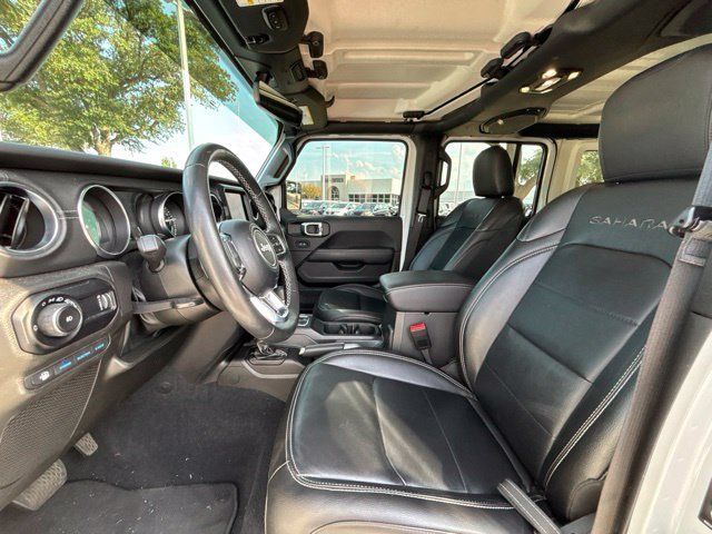 Used 2023 Jeep Wrangler Unlimited Sahara w/ Cold Weather Group AWD/4WD image 9