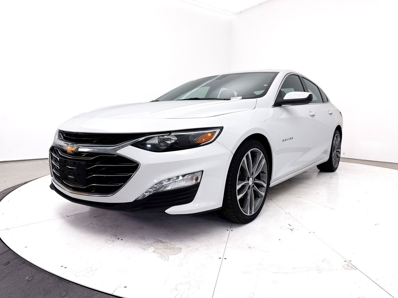 Used 2023 Chevrolet Malibu LT w/ Driver Confidence Package FWD image 12