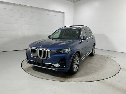 Used 2021 BMW X7 xDrive40i w/ Parking Assistance Package AWD/4WD image 19