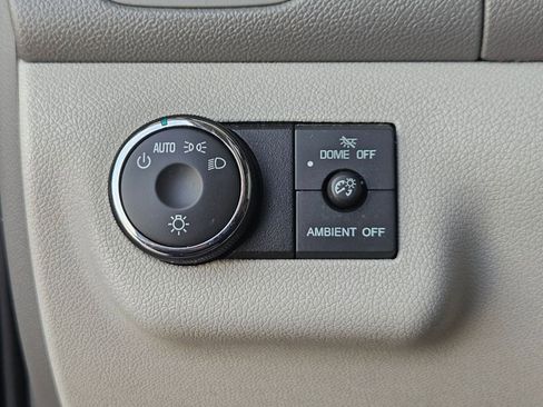 Used 2015 Buick Enclave Leather AWD/4WD image 14
