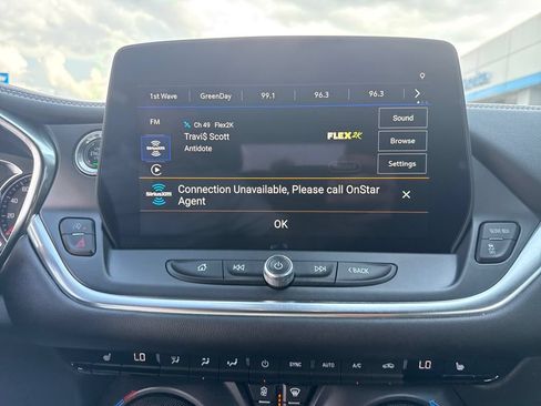 Used 2024 Chevrolet Blazer LT w/ Convenience Package FWD image 23