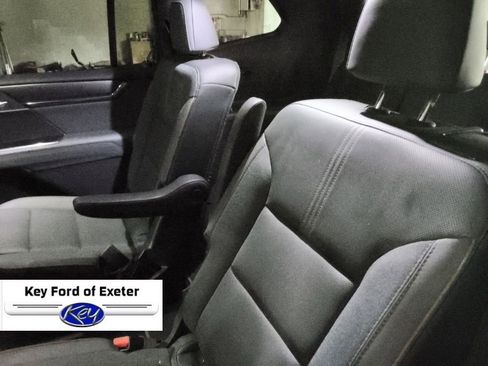 Used 2024 GMC Acadia AT4 w/ Super Cruise Package AWD/4WD image 23