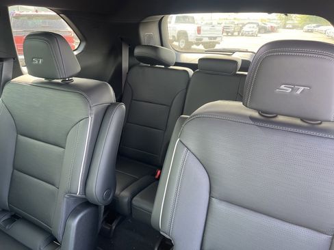 New 2026 Buick Enclave Sport Touring w/ Power Package image 13