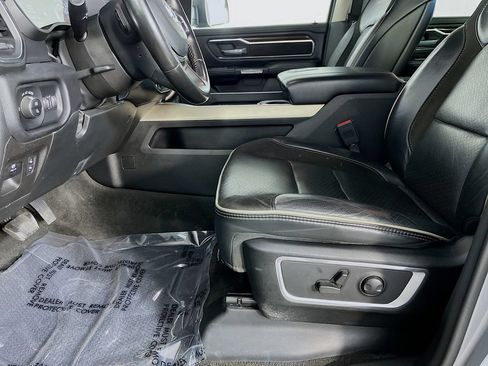 Used 2022 RAM 1500 Laramie AWD/4WD image 26
