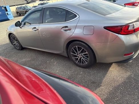 Used 2017 Lexus ES 350 w/ Navigation System Package image 1