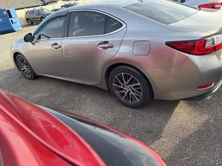 Used 2017 Lexus ES 350 w/ Navigation System Package video 1