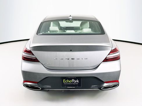 Used 2025 Genesis G70 2.5T image 7