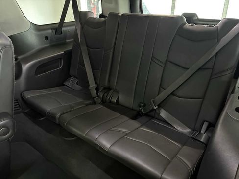 Used 2019 Cadillac Escalade ESV Luxury image 26
