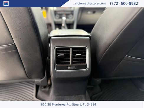 Used 2014 Volkswagen Passat 2.5 SE FWD image 38