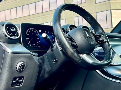 Certified 2024 Mercedes-Benz GLC 300 4MATIC image 9