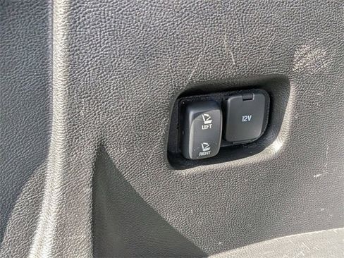 Used 2024 Ford Edge SEL image 30